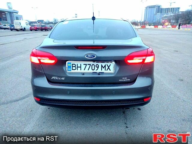 Сірий Форд Фокус, об'ємом двигуна 2 л та пробігом 109 тис. км за 8450 $, фото 3 на Automoto.ua