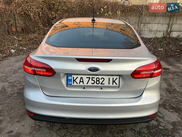 Серый Форд Фокус, объемом двигателя 2 л и пробегом 140 тыс. км за 8500 $, фото 8 на Automoto.ua