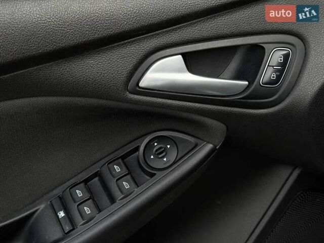 Серый Форд Фокус, объемом двигателя 2 л и пробегом 94 тыс. км за 7200 $, фото 21 на Automoto.ua