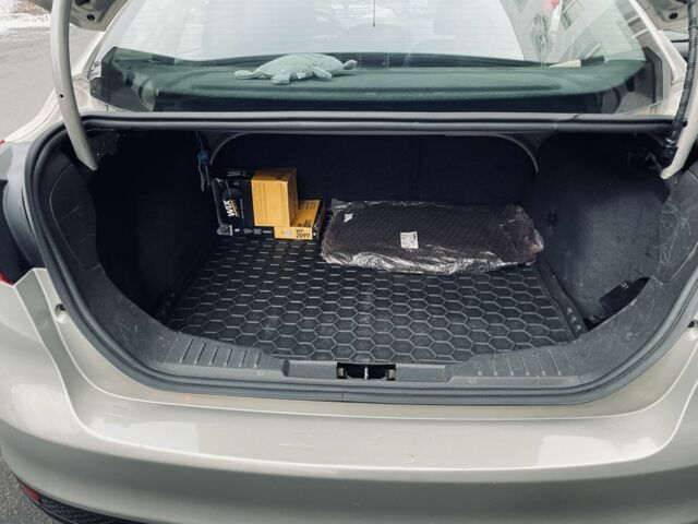 Серый Форд Фокус, объемом двигателя 2 л и пробегом 157 тыс. км за 8300 $, фото 8 на Automoto.ua