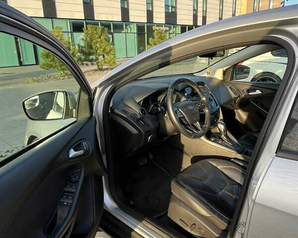 Форд Фокус 2016 в Хмельницком на Automoto.ua Серый Форд Фокус, объемом двигателя 2 л и пробегом 206 тыс. км за 8699 $, фото 14 на Automoto.ua