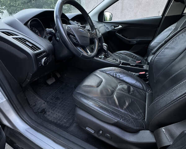 Серый Форд Фокус, объемом двигателя 2 л и пробегом 153 тыс. км за 7800 $, фото 14 на Automoto.ua