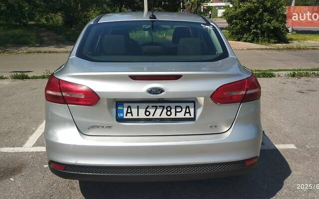 Сірий Форд Фокус, об'ємом двигуна 2 л та пробігом 166 тис. км за 8500 $, фото 6 на Automoto.ua