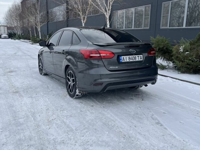 Серый Форд Фокус, объемом двигателя 2 л и пробегом 142 тыс. км за 7500 $, фото 1 на Automoto.ua