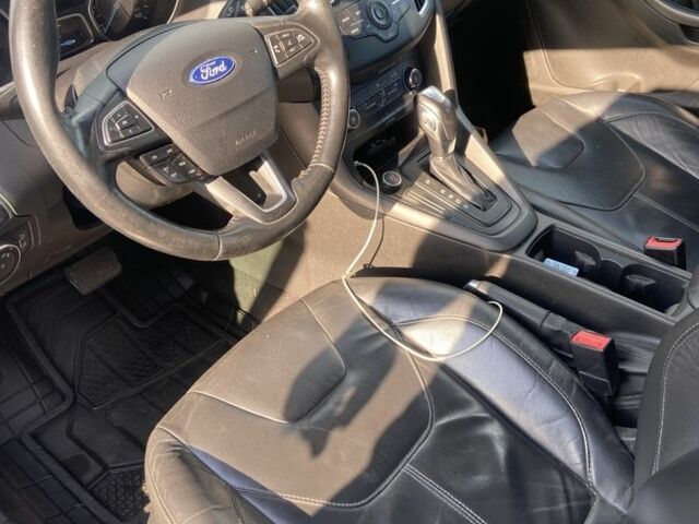 Сірий Форд Фокус, об'ємом двигуна 2 л та пробігом 183 тис. км за 7800 $, фото 6 на Automoto.ua