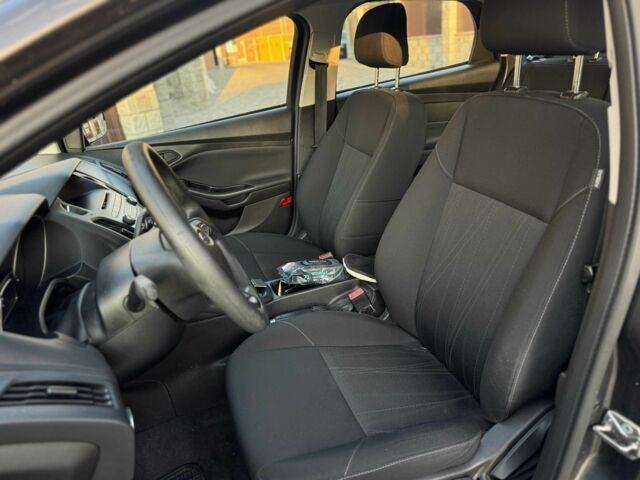 Форд Фокус 2016 в Белой Церкве на Automoto.ua Серый Форд Фокус, объемом двигателя 2 л и пробегом 98 тыс. км за 8000 $, фото 22 на Automoto.ua