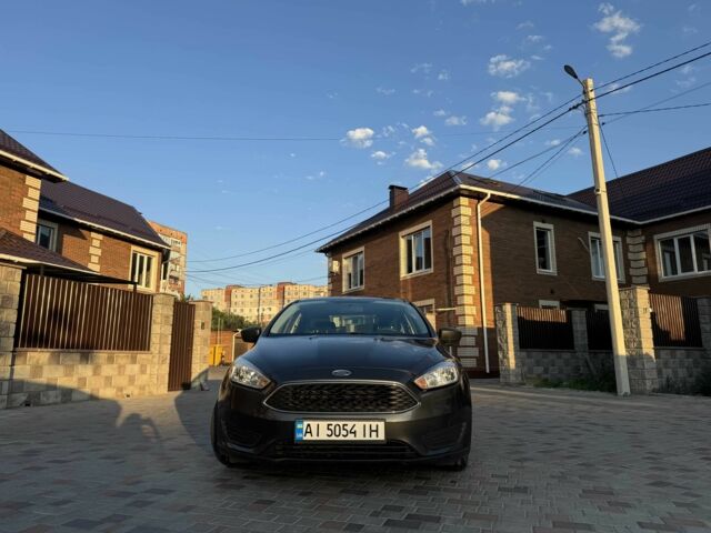 Форд Фокус 2016 в Белой Церкве на Automoto.ua Серый Форд Фокус, объемом двигателя 2 л и пробегом 98 тыс. км за 8000 $, фото 5 на Automoto.ua