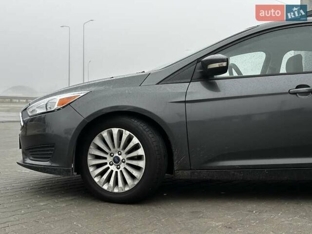 Серый Форд Фокус, объемом двигателя 2 л и пробегом 151 тыс. км за 6799 $, фото 3 на Automoto.ua