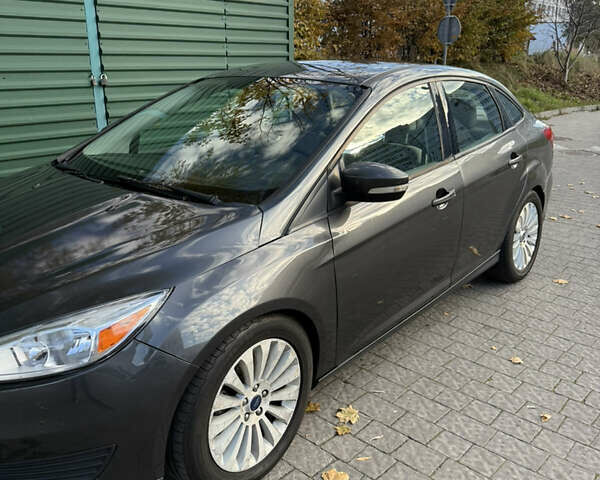 Сірий Форд Фокус, об'ємом двигуна 2 л та пробігом 151 тис. км за 7000 $, фото 1 на Automoto.ua