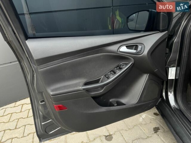 Сірий Форд Фокус, об'ємом двигуна 2 л та пробігом 88 тис. км за 8800 $, фото 15 на Automoto.ua