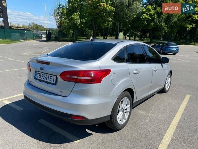 Форд Фокус 2016 в Чернигове на Automoto.ua Серый Форд Фокус, объемом двигателя 2 л и пробегом 98 тыс. км за 9800 $, фото 5 на Automoto.ua
