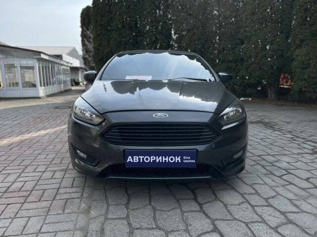 Серый Форд Фокус, объемом двигателя 2 л и пробегом 143 тыс. км за 7500 $, фото 5 на Automoto.ua