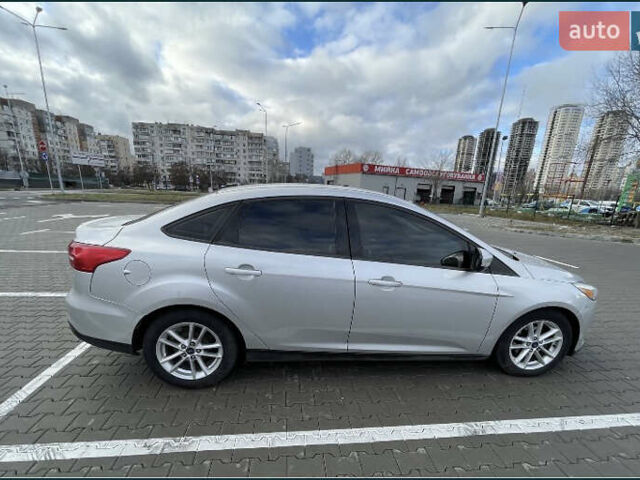 Серый Форд Фокус, объемом двигателя 2 л и пробегом 200 тыс. км за 8300 $, фото 1 на Automoto.ua