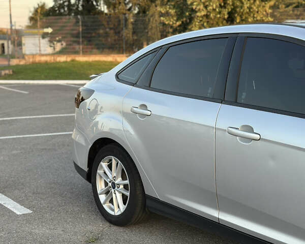 Серый Форд Фокус, объемом двигателя 2 л и пробегом 293 тыс. км за 7900 $, фото 17 на Automoto.ua