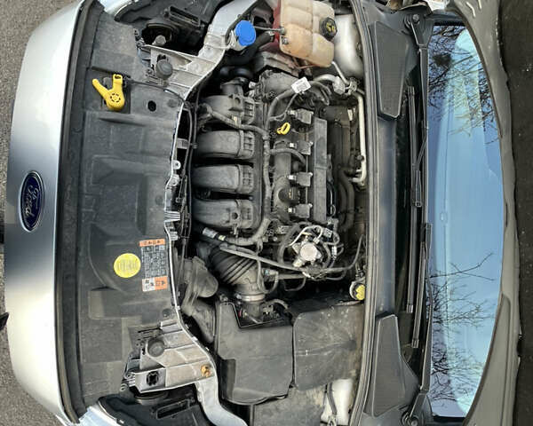 Сірий Форд Фокус, об'ємом двигуна 2 л та пробігом 70 тис. км за 9300 $, фото 12 на Automoto.ua