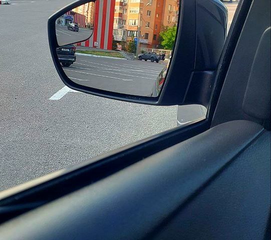 Серый Форд Фокус, объемом двигателя 2 л и пробегом 258 тыс. км за 8700 $, фото 5 на Automoto.ua