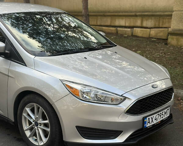 Серый Форд Фокус, объемом двигателя 2 л и пробегом 200 тыс. км за 7600 $, фото 1 на Automoto.ua