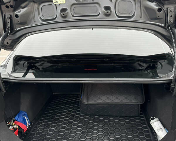 Серый Форд Фокус, объемом двигателя 2 л и пробегом 112 тыс. км за 8500 $, фото 9 на Automoto.ua