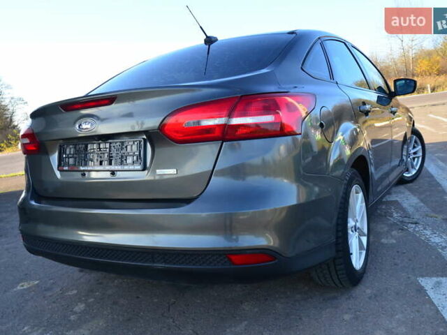 Сірий Форд Фокус, об'ємом двигуна 1 л та пробігом 125 тис. км за 6250 $, фото 31 на Automoto.ua