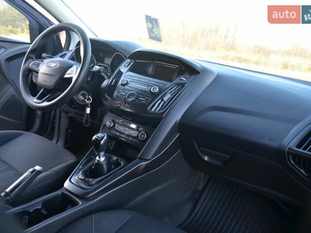 Сірий Форд Фокус, об'ємом двигуна 1 л та пробігом 125 тис. км за 6250 $, фото 53 на Automoto.ua