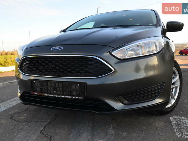 Сірий Форд Фокус, об'ємом двигуна 1 л та пробігом 125 тис. км за 6250 $, фото 1 на Automoto.ua