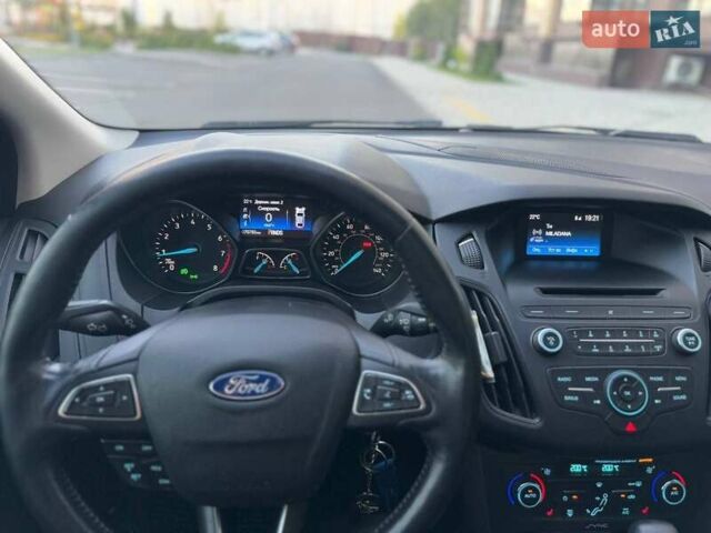 Серый Форд Фокус, объемом двигателя 2.01 л и пробегом 72 тыс. км за 8000 $, фото 8 на Automoto.ua