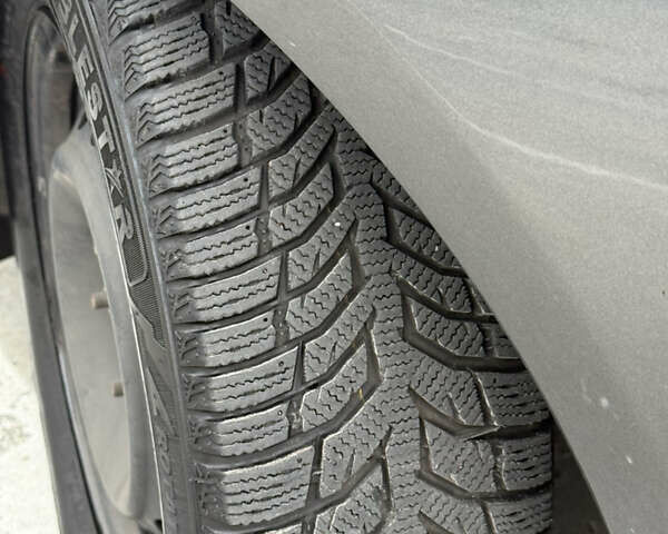 Серый Форд Фокус, объемом двигателя 2 л и пробегом 155 тыс. км за 7800 $, фото 2 на Automoto.ua