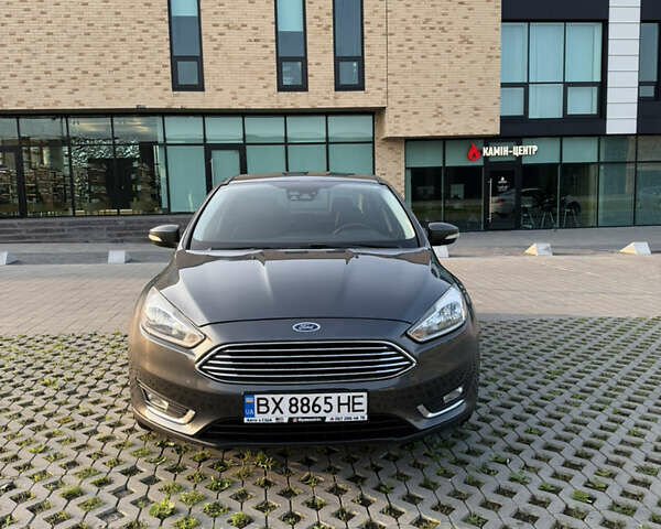 Серый Форд Фокус, объемом двигателя 2 л и пробегом 106 тыс. км за 11000 $, фото 9 на Automoto.ua
