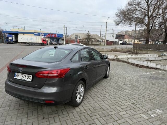 Серый Форд Фокус, объемом двигателя 2 л и пробегом 156 тыс. км за 8700 $, фото 4 на Automoto.ua