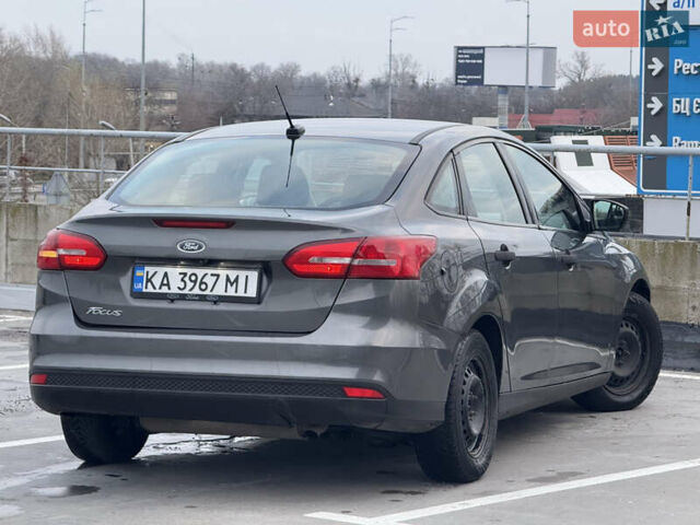 Серый Форд Фокус, объемом двигателя 2 л и пробегом 155 тыс. км за 7800 $, фото 7 на Automoto.ua