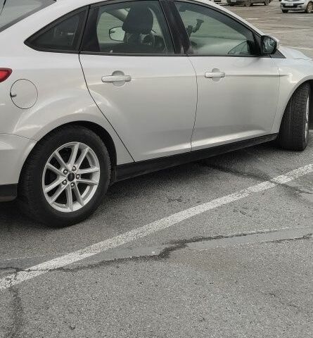 Сірий Форд Фокус, об'ємом двигуна 2 л та пробігом 143 тис. км за 9999 $, фото 9 на Automoto.ua