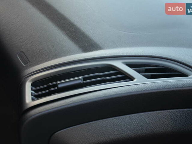 Сірий Форд Фокус, об'ємом двигуна 1 л та пробігом 125 тис. км за 6250 $, фото 69 на Automoto.ua