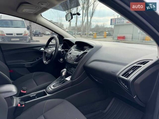 Серый Форд Фокус, объемом двигателя 1 л и пробегом 160 тыс. км за 7500 $, фото 11 на Automoto.ua
