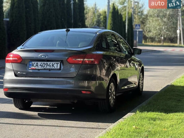Серый Форд Фокус, объемом двигателя 2 л и пробегом 127 тыс. км за 7800 $, фото 12 на Automoto.ua