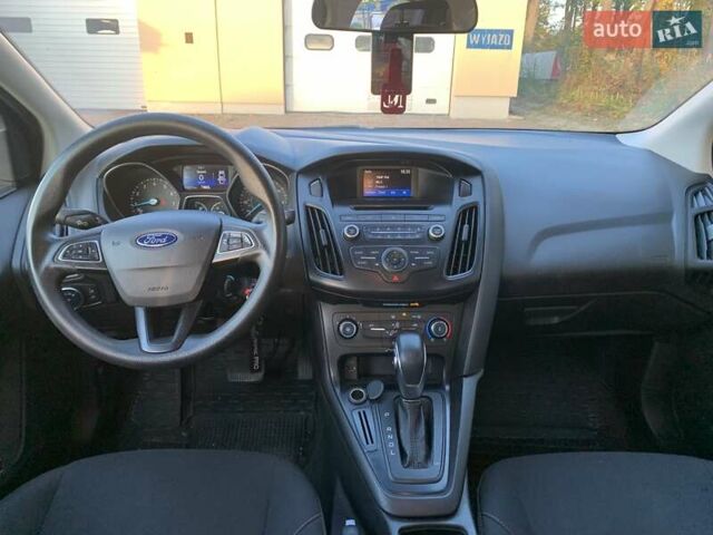Серый Форд Фокус, объемом двигателя 2 л и пробегом 115 тыс. км за 7950 $, фото 11 на Automoto.ua