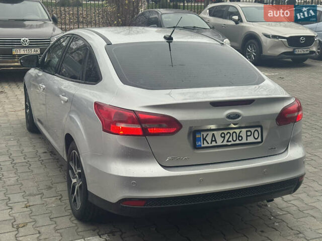 Серый Форд Фокус, объемом двигателя 2 л и пробегом 154 тыс. км за 7800 $, фото 9 на Automoto.ua