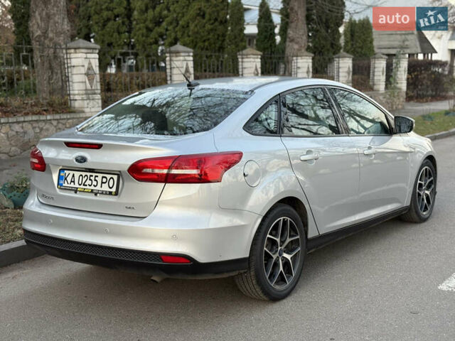Сірий Форд Фокус, об'ємом двигуна 2 л та пробігом 135 тис. км за 9000 $, фото 3 на Automoto.ua