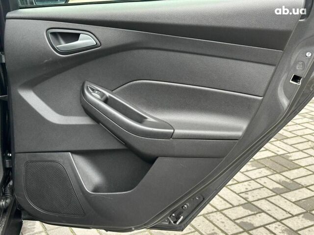 Серый Форд Фокус, объемом двигателя 1 л и пробегом 105 тыс. км за 6990 $, фото 11 на Automoto.ua