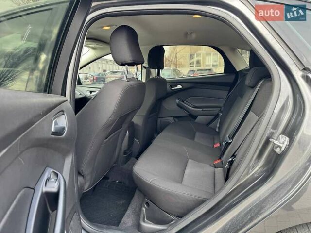 Серый Форд Фокус, объемом двигателя 1 л и пробегом 160 тыс. км за 7500 $, фото 14 на Automoto.ua