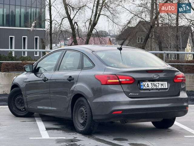 Серый Форд Фокус, объемом двигателя 2 л и пробегом 155 тыс. км за 7800 $, фото 4 на Automoto.ua