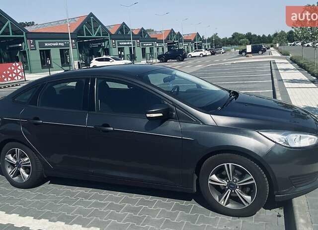 Сірий Форд Фокус, об'ємом двигуна 1 л та пробігом 157 тис. км за 8900 $, фото 1 на Automoto.ua