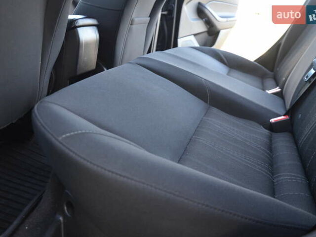 Сірий Форд Фокус, об'ємом двигуна 1 л та пробігом 125 тис. км за 6250 $, фото 47 на Automoto.ua