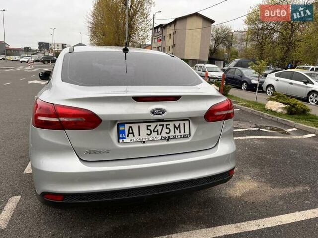 Сірий Форд Фокус, об'ємом двигуна 2 л та пробігом 154 тис. км за 9000 $, фото 2 на Automoto.ua
