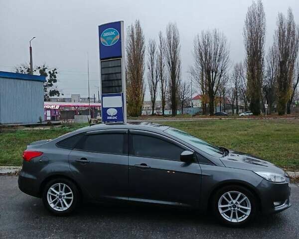 Серый Форд Фокус, объемом двигателя 2 л и пробегом 136 тыс. км за 8900 $, фото 3 на Automoto.ua