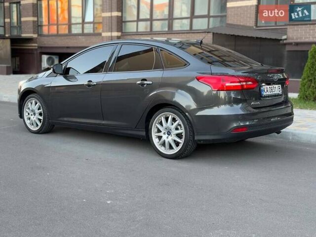 Серый Форд Фокус, объемом двигателя 2.01 л и пробегом 72 тыс. км за 8000 $, фото 6 на Automoto.ua