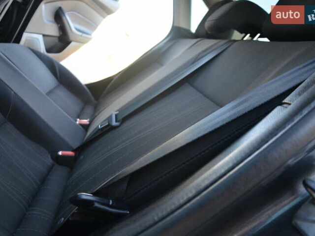 Сірий Форд Фокус, об'ємом двигуна 1 л та пробігом 125 тис. км за 6250 $, фото 48 на Automoto.ua