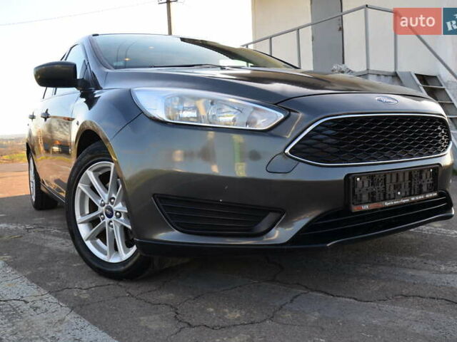 Сірий Форд Фокус, об'ємом двигуна 1 л та пробігом 125 тис. км за 6250 $, фото 18 на Automoto.ua