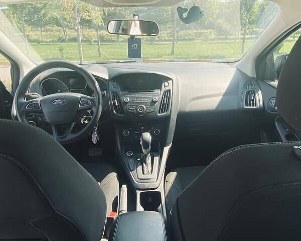 Сірий Форд Фокус, об'ємом двигуна 1 л та пробігом 157 тис. км за 8900 $, фото 12 на Automoto.ua