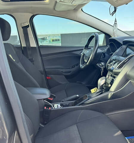 Серый Форд Фокус, объемом двигателя 2 л и пробегом 119 тыс. км за 9800 $, фото 16 на Automoto.ua