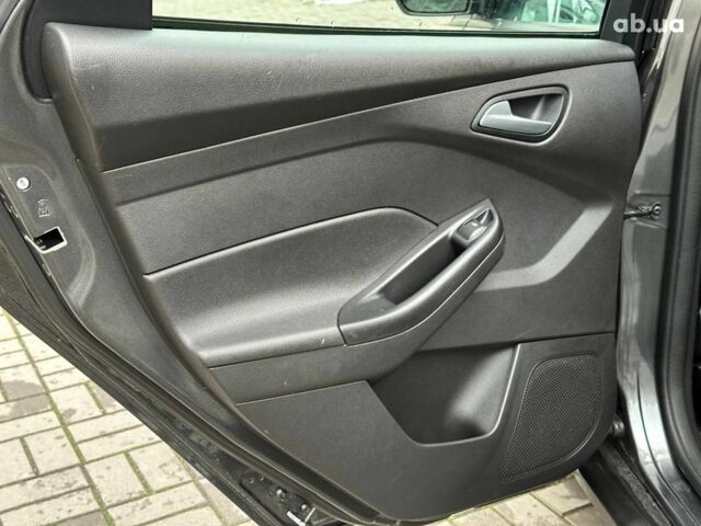 Серый Форд Фокус, объемом двигателя 1 л и пробегом 105 тыс. км за 6990 $, фото 13 на Automoto.ua